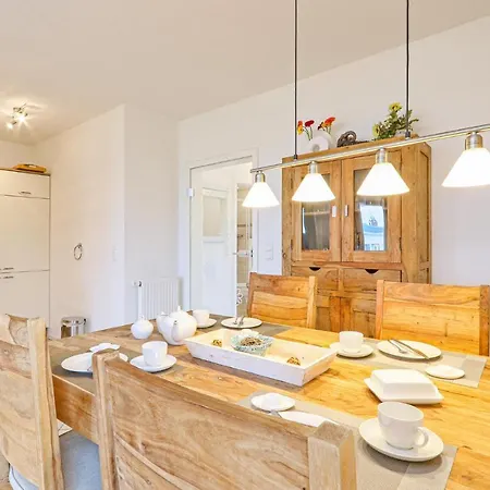 Beautiful In With 2 Bedrooms, Sauna And Wifi * 雷希林